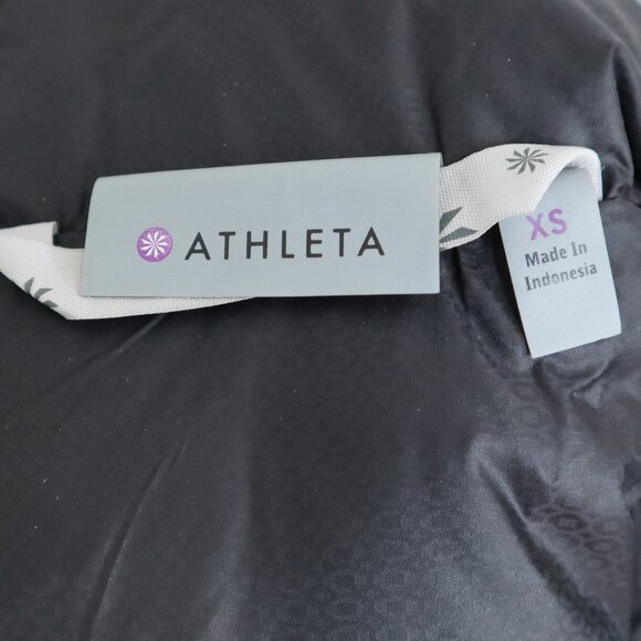 Athleta Black Packable Puffer Vest – Size XS - Picture 8 of 8